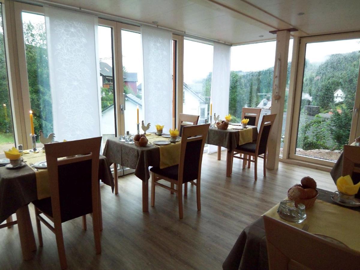 Wohlfuehlgaestehaus Eva-Maria Schaetzle Schonach im Schwarzwald Esterno foto