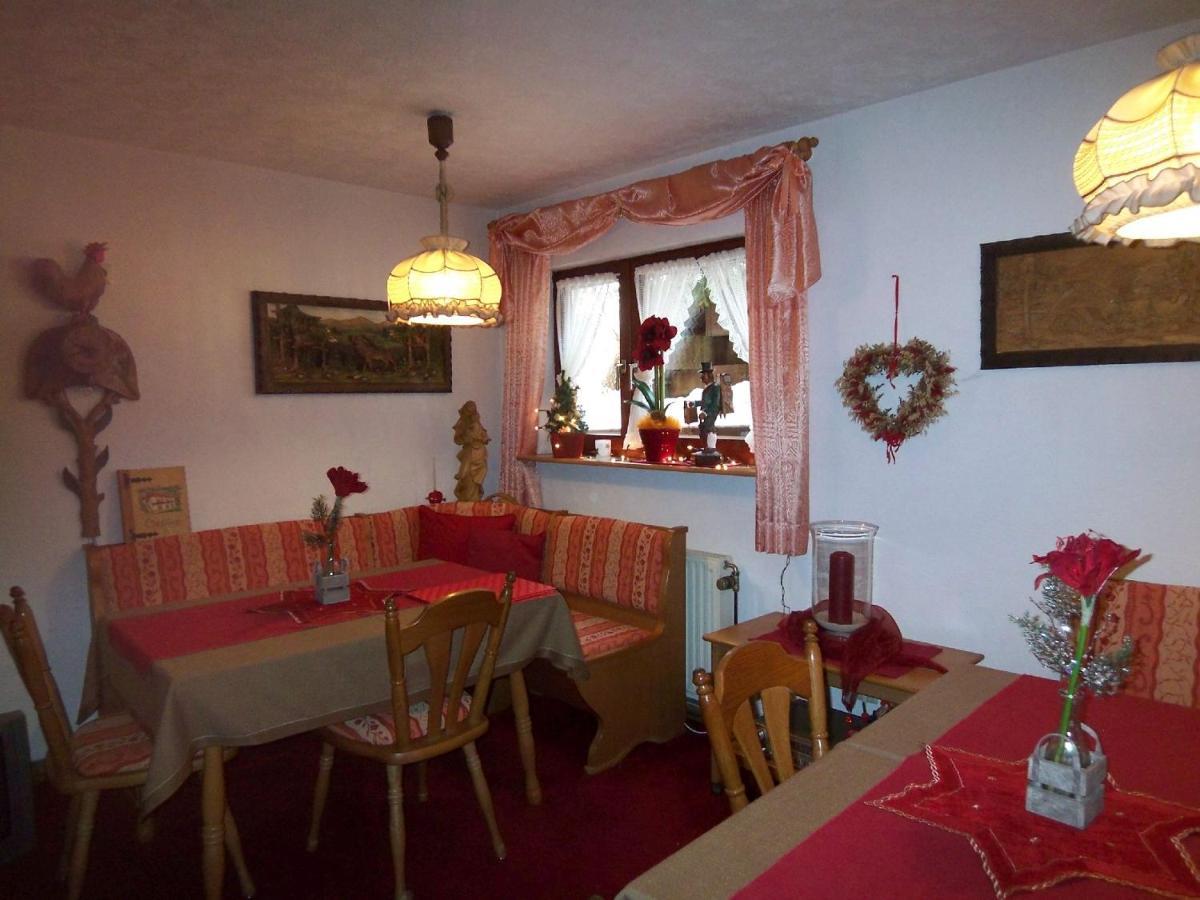 Wohlfuehlgaestehaus Eva-Maria Schaetzle Schonach im Schwarzwald Esterno foto